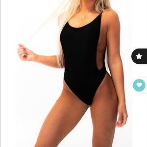 Black SunnyCo original Pamela (never worn)